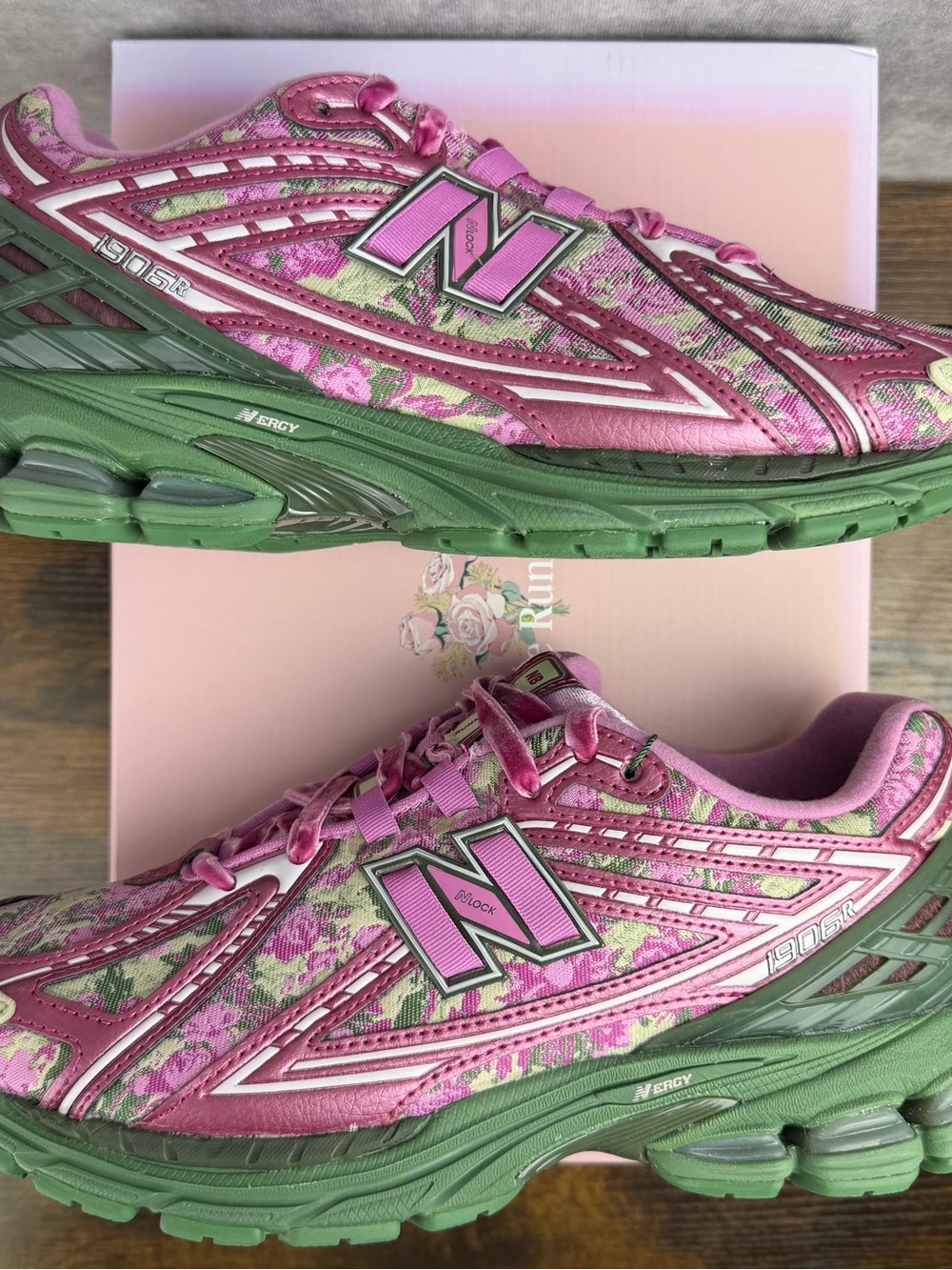 NEW New Balance 1906R Jack Harlow Rose Runner Special Box Size 9.5 M1906RJH Rare - Picture 4 of 11